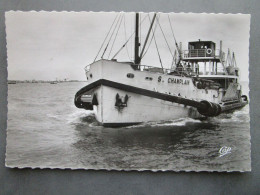 CP 17 Charente Maritime SABLANCEAUX -  Le Bac LE S.CHAMPLAIN  à L'arrivée  Vers 1950 - Other & Unclassified