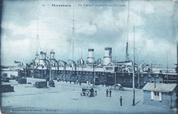 59 Dunkerque Un Cuirassé Passant L' écluse Trystram CPA Bateau De Guerre Militaire - Dunkerque