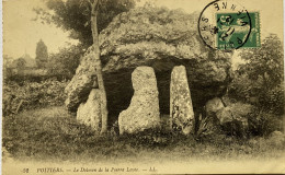 CPA (Vienne) - POITIERS, Le Dolmen De La Pierre Levée (n° 52) - Poitiers