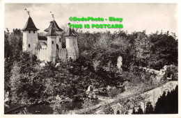 R449958 Natuurpark De Efteling. Kaastheuvel - World