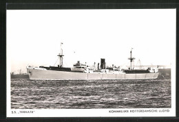 AK S.S. Ternate In Küstennähe  - Cargos