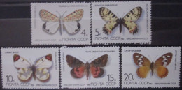 RUSSIA ~ 1986 ~ S.G. NUMBERS 5632 - 5636, ~ BUTTERFLIES AND MOTHS. ~ MNH #03640 - Ungebraucht