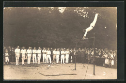 Foto-AK Eger, Gau-Turnfest 1932, Turner Am Reck  - Tschechische Republik