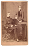 Fotografie H. Selle, Potsdam, Yorkstr. 4, Soldat Ernst Holtz In Uniform Nebst Frau Olga Meissner Als Brautpaar  - Oorlog, Militair