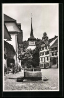 AK Laupen, Brunnen Und Kirche Im Ortskern  - Laupen