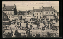 CPA Doullens, Place Notre-Dame, Le Marché Aux Vaches  - Doullens