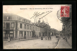 CPA Escarbotin, Rue Du Commerce, Côté De La Place, Vue De La Rue  - Autres & Non Classés
