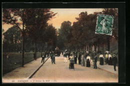 CPA Soissons, L'Avenue Du Mail  - Soissons