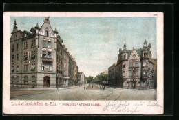 AK Ludwigshafen A. Rh., Passanten In Der Prinzregentenstrasse  - Ludwigshafen