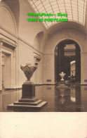 R452491 National Gallery Of Art. East Sculpture Hall With Clodion Urns - Monde