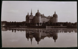 Fotografie Brück & Sohn Meissen, Ansicht Moritzburg B. Meissen, Blick Auf Das Jagdschloss über Den See  - Places