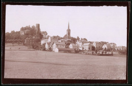 Fotografie Brück & Sohn Meissen, Ansicht Stolpen I. Sa., Blick Auf Die Stadt Mit Schloss Und Kirche  - Places