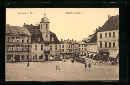 AK Wurzen I. Sa., Passanten Auf Dem Markt Vor Dem Rathaus  - Wurzen