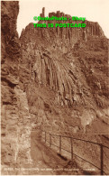 R452611 18682. The Chimney Tops And Harp. Giants Causeway. Judges - Wereld