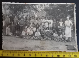 #21   Photo Noir Et Blanc Garçon Fille Photo D’école Photo De Groupe / Boy Girl School Photo Group Photo - Personnes Anonymes