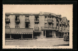 CPA Bagnoles-de-l`Orne, Un Coin De La Place De La Republique  - Bagnoles De L'Orne