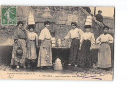 MAULEON - Jeunes Basquaises Et Leurs Ferretas - Très Bon état - Mauleon