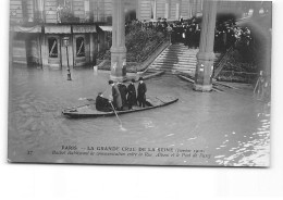 PARIS - La Grande Crue De La Seine - Janvier 1910 - Bachot Entre La Rue Albani Et Le Pont De Passy - Très Bon état - Inondations De 1910