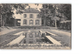 GALLUIS - Château De Galluis - Le Bassin De La Roseraie - état - Autres & Non Classés