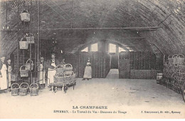 EPERNAY - Le Travail Du Vin - Descente Du Tirage - Très Bon état - Epernay