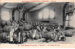 Les Caves Pommery à REIMS - Champagne Pommery Et Greno - Le Collage Des Vins - Très Bon état - Reims