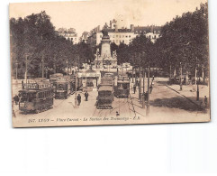 LYON - Place Carnot - La Station Des Tramways - Très Bon état - Sonstige & Ohne Zuordnung