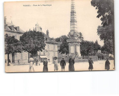 VESOUL - Place De La République - Très Bon état - Vesoul