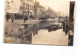 PARIS - Inondations - Janvier 1920 - L'eau Envahit Les Quais Et Rompt Les Barrages - Très Bon état - Inondations De 1910