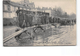 PARIS - La Grande Crue De La Seine - Janvier 1910 - Passerelle Au Quai De Passy - Très Bon état - Inondations De 1910