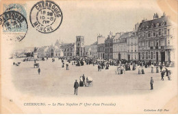 CHERBOURG - La Place Napoléon 1er - Jour D'une Procession - Très Bon état - Cherbourg