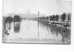 PARIS - La Grande Crue De La Seine - Janvier 1910 - Pont Sur Chevalets à L'Esplanade Des Invalides - Très Bon état - Paris Flood, 1910