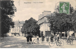 AIGUILLON - Place Du Château - Très Bon état - Autres & Non Classés