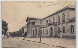 BOURG LA REINE : La Mairie Et L'Eglise - Très Bon état - Bourg La Reine