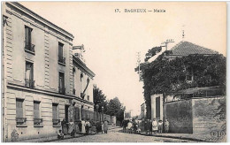 BAGNEUX : Mairie - Très Bon état - Bagneux