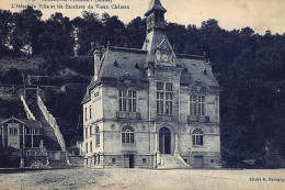 CHATEAU-THIERRY : L'hotel De Ville Et Les Escaliers Du Vieux Chateau - Tres Bon Etat - Chateau Thierry