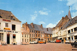VERVINS : Place Du Generale De Gaulle - Tres Bon Etat - Vervins