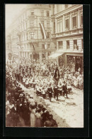 AK Köln, Hochstadenstrasse Mit Festumzug  - Koeln