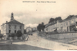 MONTIGNY-le-ROI : Place Hotel De Ville Et La Voie - Etat - Montigny Le Roi