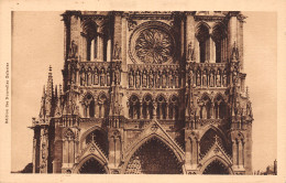 80-AMIENS-N°5149-E/0251 - Amiens