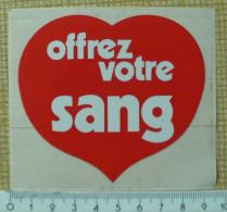 AUTOCOLLANT OFFREZ VOTRE SANG - Aufkleber