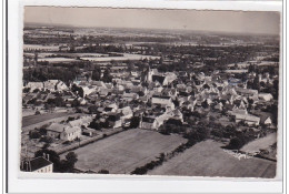 BEAULIEU-sur-LOIRE : Vue D'ensemble Du Bourg Au Loin, La Loire - Tres Bon Eatt - Autres & Non Classés