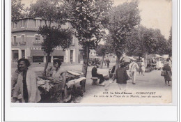 PORNICHET : Un Coin De La Place De La Mairie, Jour De Marché - Tres Bon Etat - Pornichet