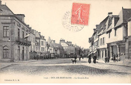 DOL DE BRETAGNE - La Grande Rue - Très Bon état - Dol De Bretagne