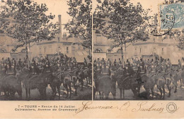 TOURS - Revue Du 14 Juillet - Cuirassiers, Avenue De Grammont - Très Bon état - Tours