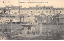 TOURS - Poste D'aiguilleurs à L'entrée De La Gare - Très Bon état - Tours