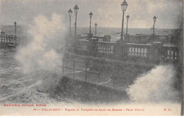 ARCACHON - Vagues Et Tempête Au Bord Du Bassin - Place Thiers - Très Bon état - Arcachon