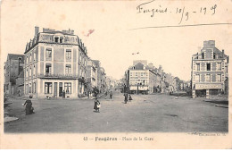 FOUGERES - Place E La Gare - Très Bon état - Fougeres