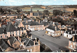 SAINT CHRISTOPHE SUR LE NAIS - Vue Aérienne - La Place - Très Bon état - Andere & Zonder Classificatie