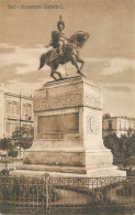 Postcard Italy Bari Monumento Umberto I - Other & Unclassified