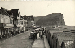 VETLETTES Sur MER  Acenue Jeau Coruble Et La Falaise Du Catellier Voitures 11CV Coitroen Et Autres - Autres & Non Classés